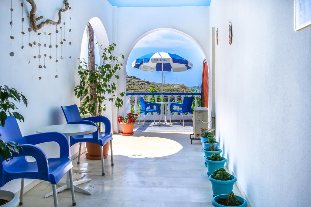 Villa George バトシ エクステリア 写真